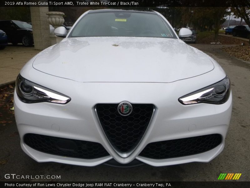 Trofeo White Tri-Coat / Black/Tan 2019 Alfa Romeo Giulia Ti Sport AWD