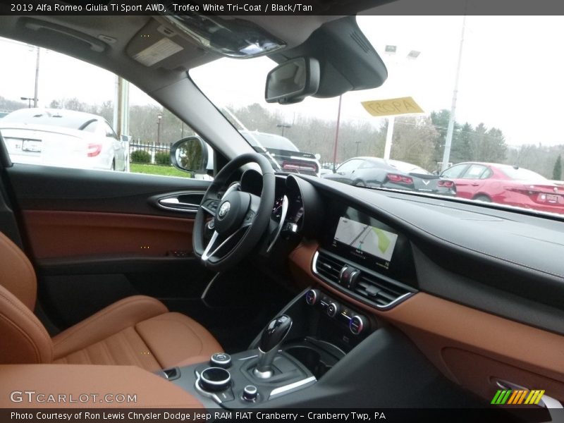 Trofeo White Tri-Coat / Black/Tan 2019 Alfa Romeo Giulia Ti Sport AWD