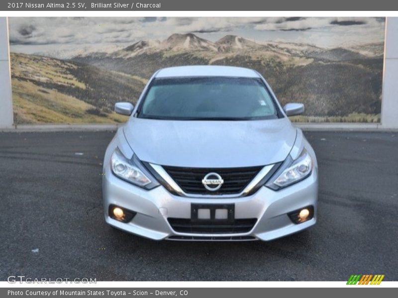 Brilliant Silver / Charcoal 2017 Nissan Altima 2.5 SV