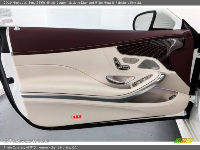 designo Diamond White Metallic / designo Porcelain 2019 Mercedes-Benz S 560 4Matic Coupe