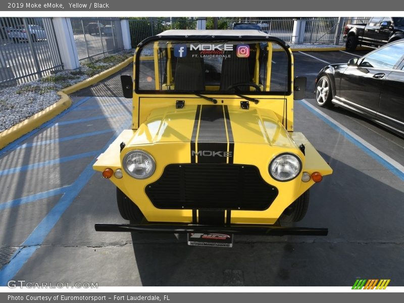 Yellow / Black 2019 Moke eMoke