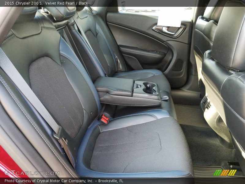 Velvet Red Pearl / Black 2015 Chrysler 200 S