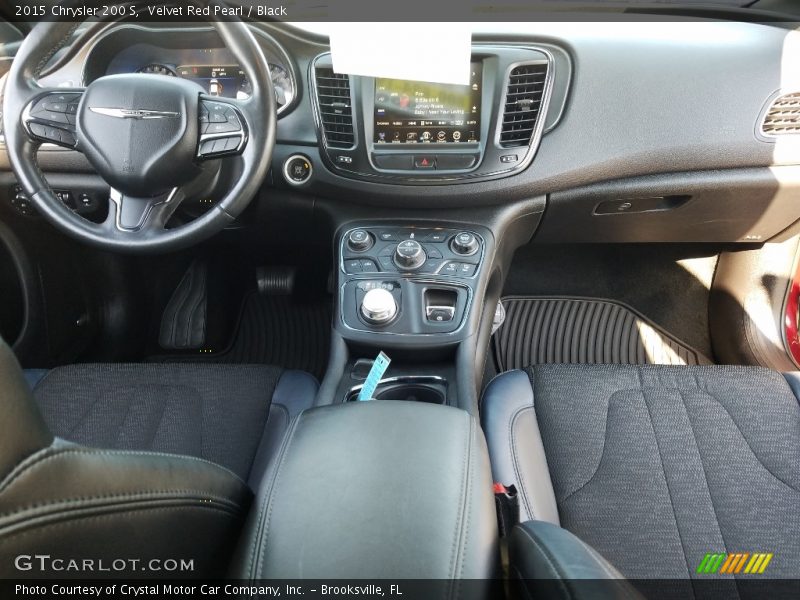 Velvet Red Pearl / Black 2015 Chrysler 200 S