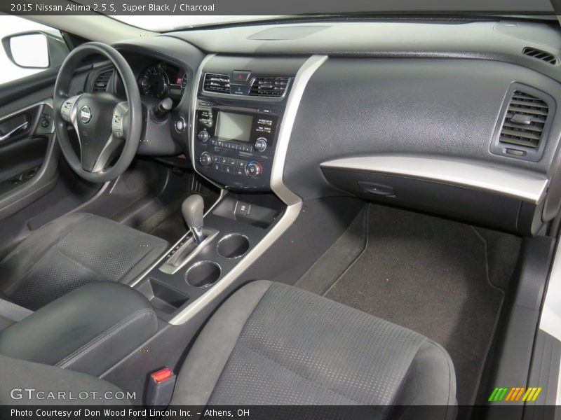 Super Black / Charcoal 2015 Nissan Altima 2.5 S
