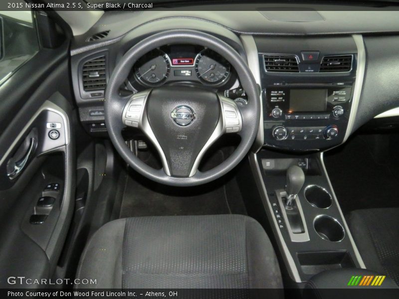Super Black / Charcoal 2015 Nissan Altima 2.5 S