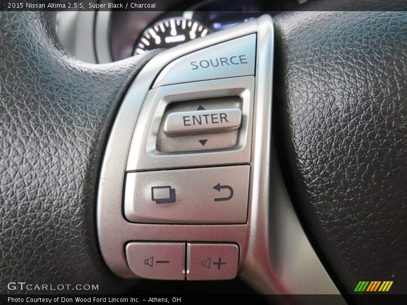 Super Black / Charcoal 2015 Nissan Altima 2.5 S