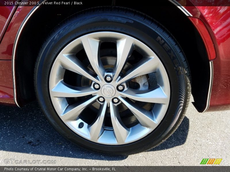 Velvet Red Pearl / Black 2015 Chrysler 200 S