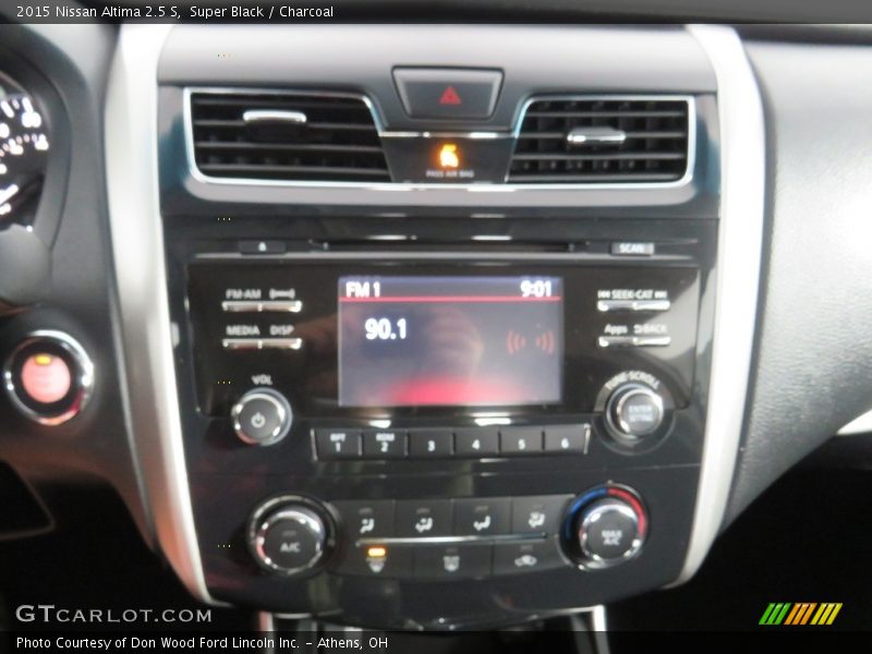 Super Black / Charcoal 2015 Nissan Altima 2.5 S