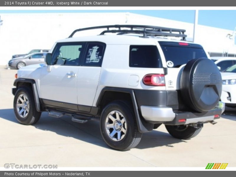Iceberg White / Dark Charcoal 2014 Toyota FJ Cruiser 4WD