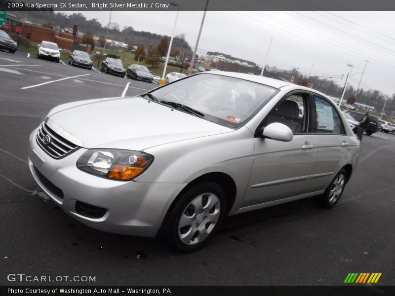Bright Silver Metallic / Gray 2009 Kia Spectra EX Sedan
