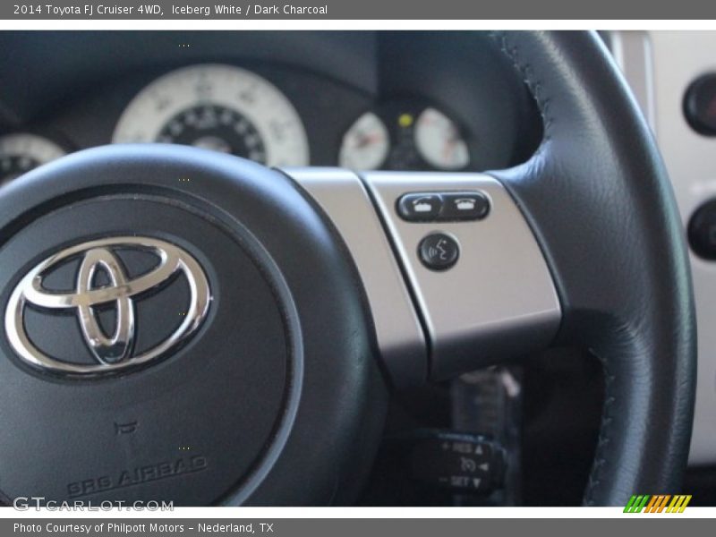 Iceberg White / Dark Charcoal 2014 Toyota FJ Cruiser 4WD