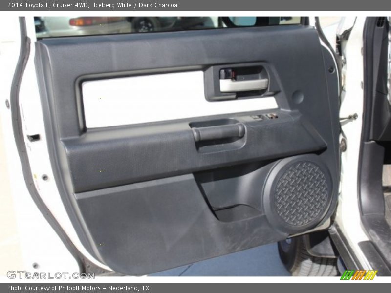 Iceberg White / Dark Charcoal 2014 Toyota FJ Cruiser 4WD