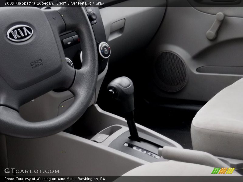 Bright Silver Metallic / Gray 2009 Kia Spectra EX Sedan
