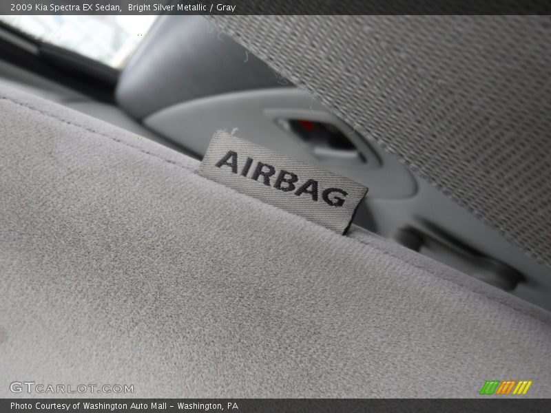 Bright Silver Metallic / Gray 2009 Kia Spectra EX Sedan