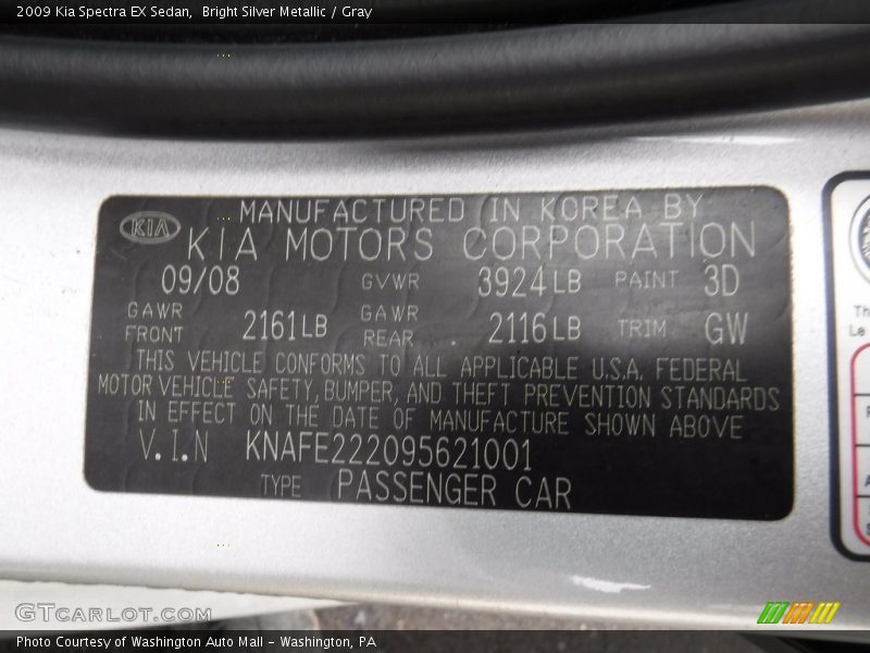 Bright Silver Metallic / Gray 2009 Kia Spectra EX Sedan