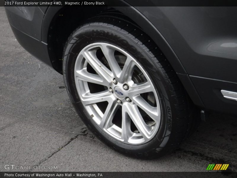 Magnetic / Ebony Black 2017 Ford Explorer Limited 4WD