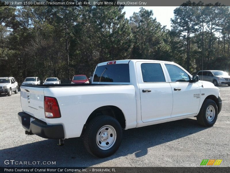 Bright White / Black/Diesel Gray 2019 Ram 1500 Classic Tradesman Crew Cab 4x4