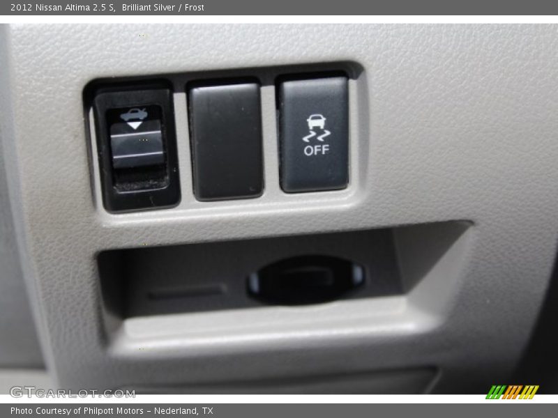 Brilliant Silver / Frost 2012 Nissan Altima 2.5 S