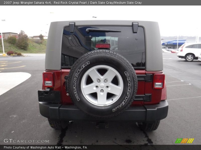 Red Rock Crystal Pearl / Dark Slate Gray/Medium Slate Gray 2007 Jeep Wrangler Sahara 4x4