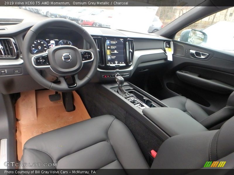 Osmium Grey Metallic / Charcoal 2019 Volvo XC60 T5 AWD Momentum