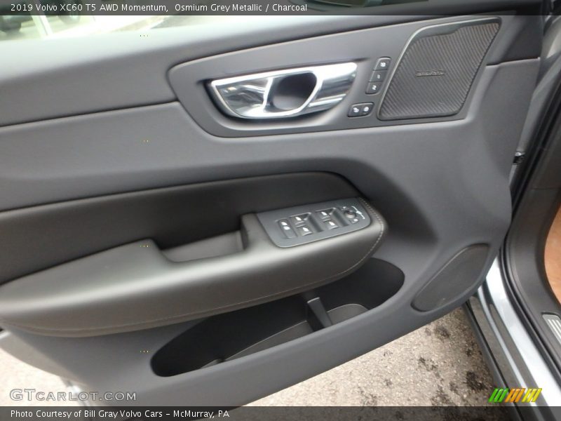 Osmium Grey Metallic / Charcoal 2019 Volvo XC60 T5 AWD Momentum