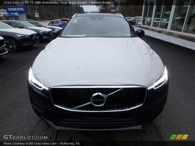 Onyx Black Metallic / Maroon Brown 2019 Volvo XC60 T5 AWD Momentum