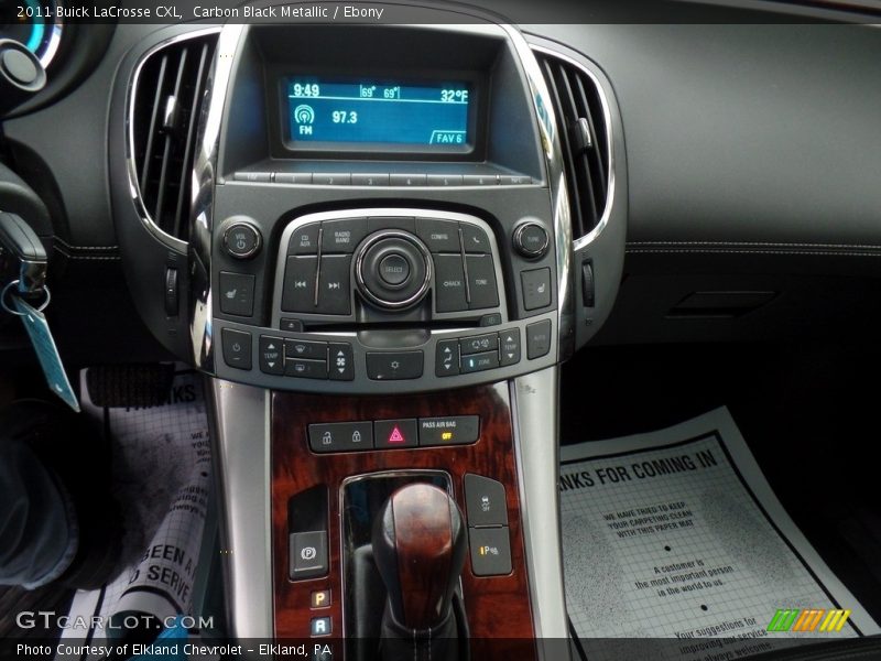 Carbon Black Metallic / Ebony 2011 Buick LaCrosse CXL