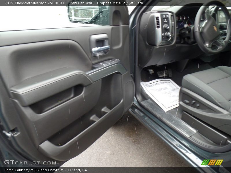 Graphite Metallic / Jet Black 2019 Chevrolet Silverado 2500HD LT Crew Cab 4WD