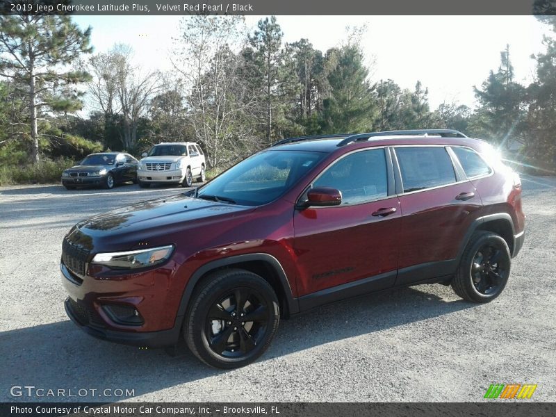 Velvet Red Pearl / Black 2019 Jeep Cherokee Latitude Plus