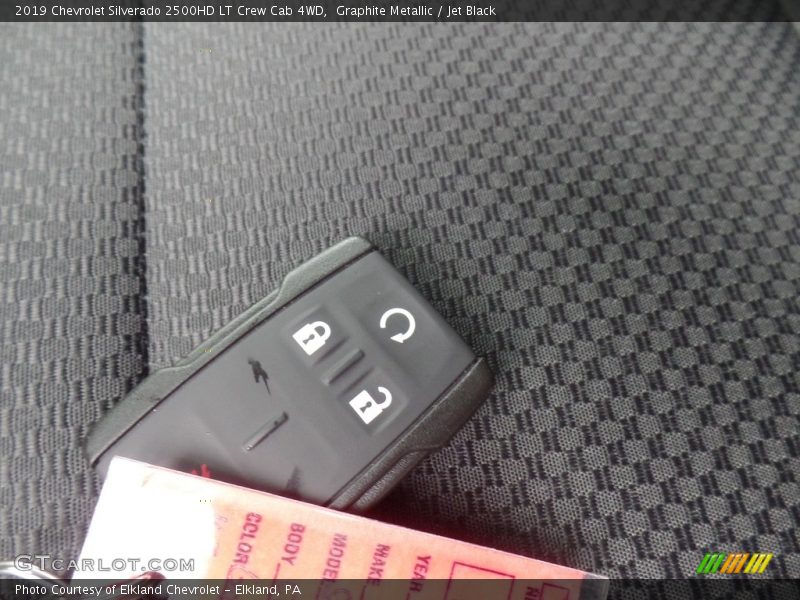 Graphite Metallic / Jet Black 2019 Chevrolet Silverado 2500HD LT Crew Cab 4WD