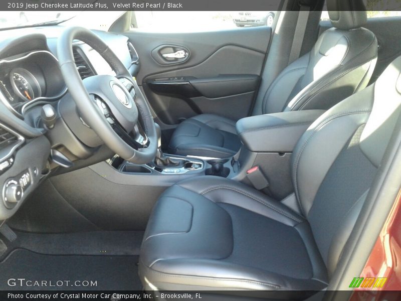 Velvet Red Pearl / Black 2019 Jeep Cherokee Latitude Plus