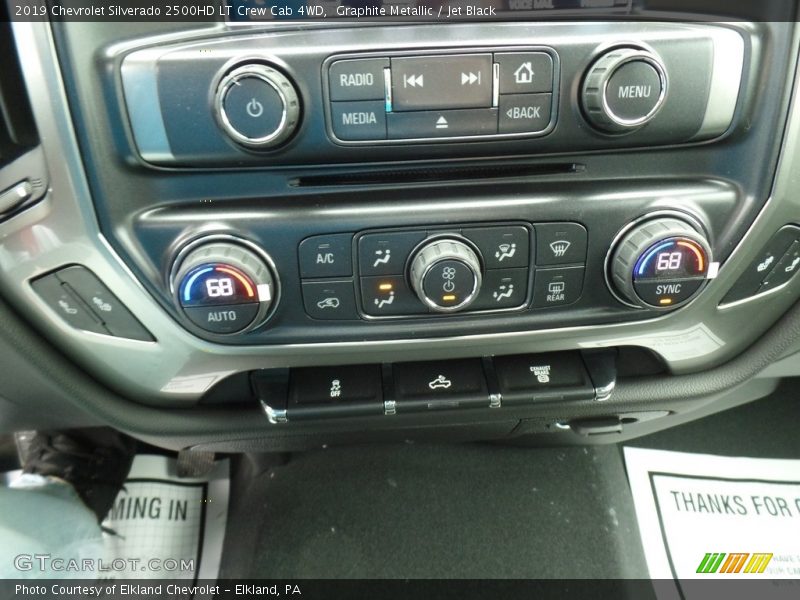 Graphite Metallic / Jet Black 2019 Chevrolet Silverado 2500HD LT Crew Cab 4WD