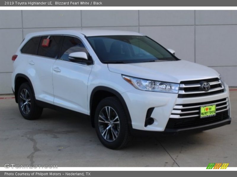 Blizzard Pearl White / Black 2019 Toyota Highlander LE
