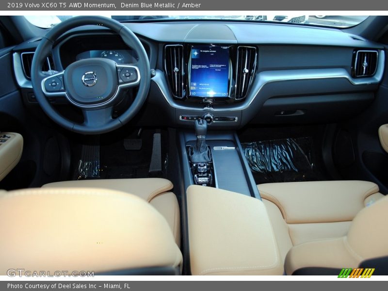 Denim Blue Metallic / Amber 2019 Volvo XC60 T5 AWD Momentum