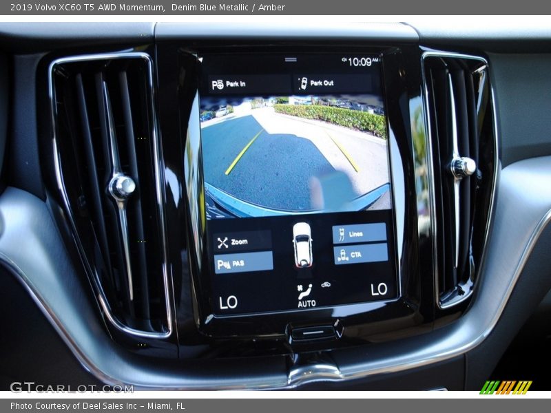 Denim Blue Metallic / Amber 2019 Volvo XC60 T5 AWD Momentum
