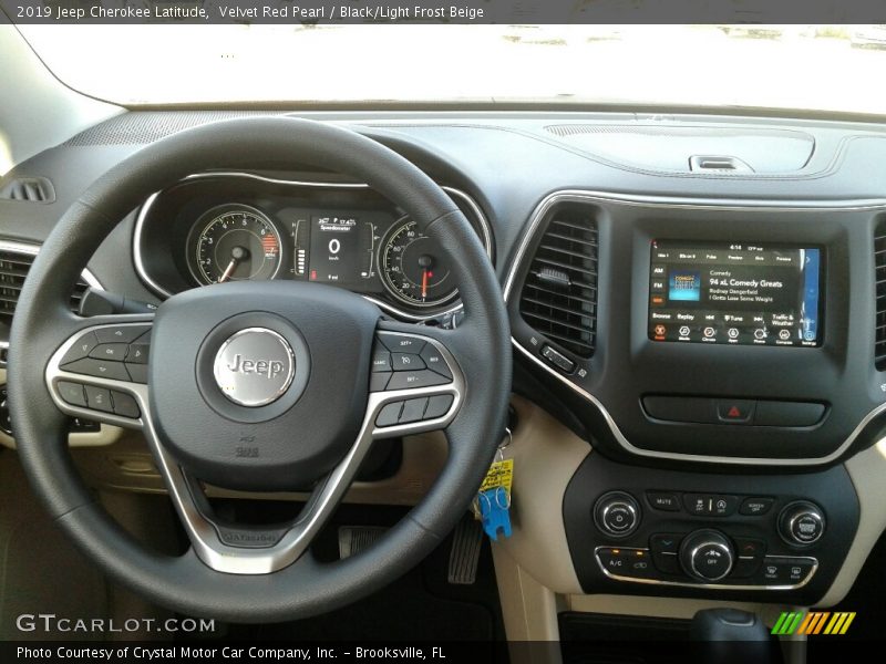 Velvet Red Pearl / Black/Light Frost Beige 2019 Jeep Cherokee Latitude