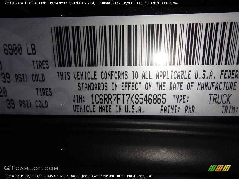 Brilliant Black Crystal Pearl / Black/Diesel Gray 2019 Ram 1500 Classic Tradesman Quad Cab 4x4