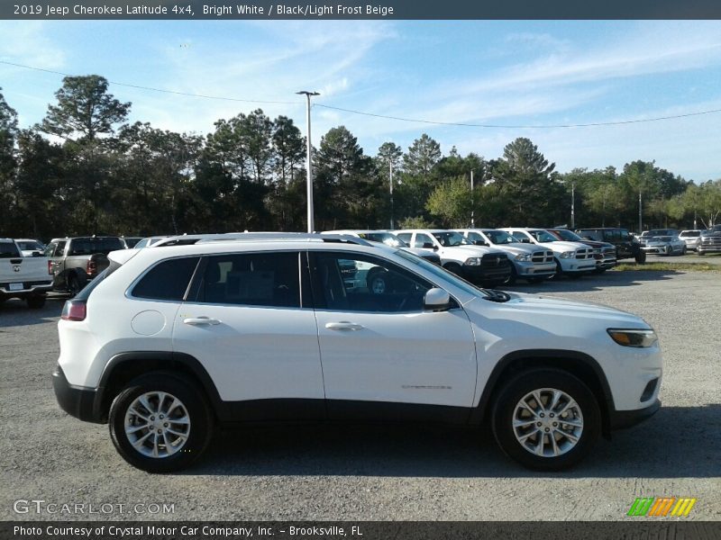 Bright White / Black/Light Frost Beige 2019 Jeep Cherokee Latitude 4x4