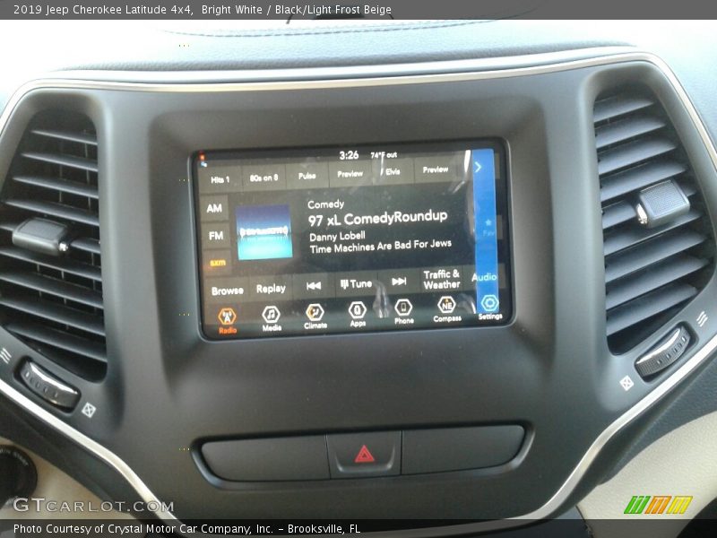 Bright White / Black/Light Frost Beige 2019 Jeep Cherokee Latitude 4x4