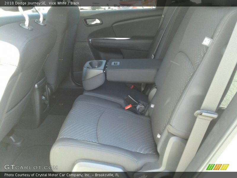 Vice White / Black 2018 Dodge Journey SE