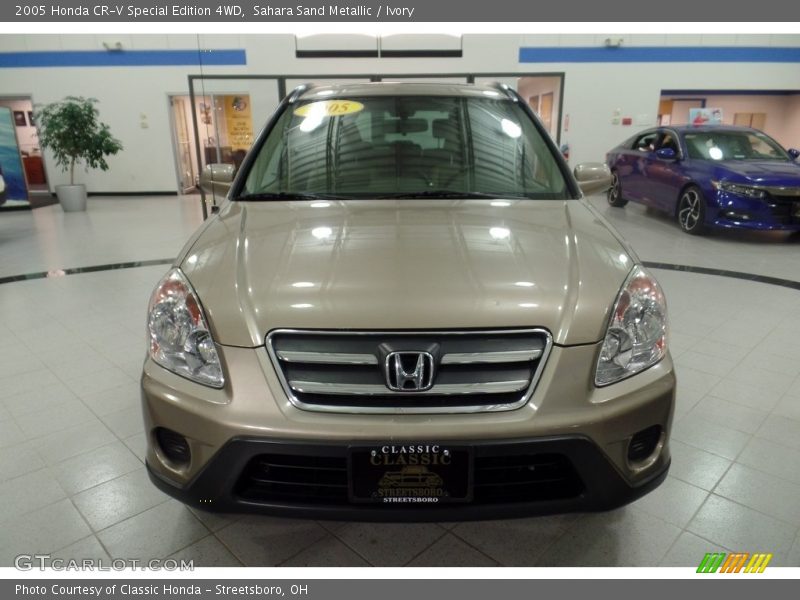 Sahara Sand Metallic / Ivory 2005 Honda CR-V Special Edition 4WD