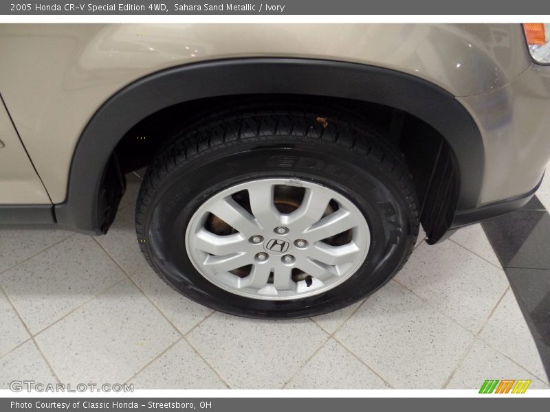 Sahara Sand Metallic / Ivory 2005 Honda CR-V Special Edition 4WD
