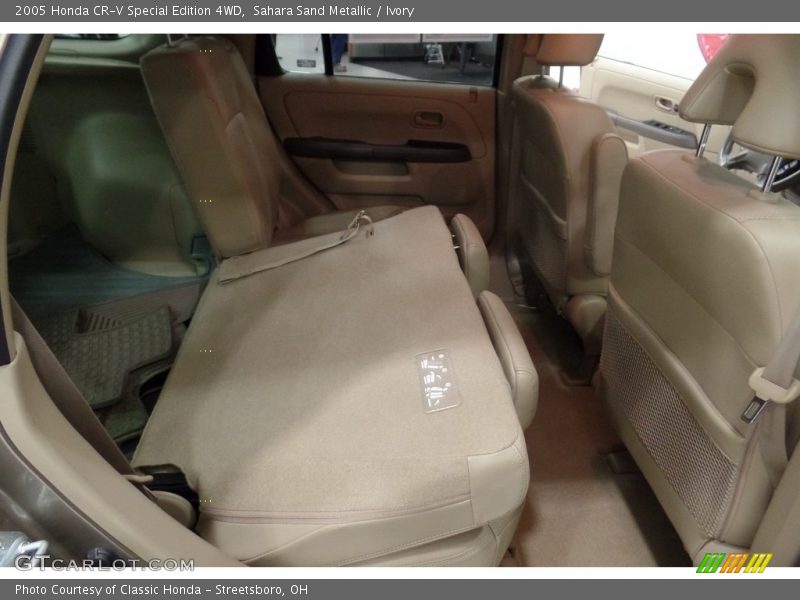 Sahara Sand Metallic / Ivory 2005 Honda CR-V Special Edition 4WD
