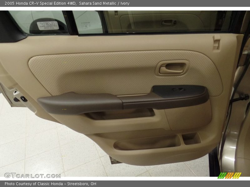 Sahara Sand Metallic / Ivory 2005 Honda CR-V Special Edition 4WD