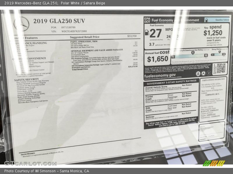 Polar White / Sahara Beige 2019 Mercedes-Benz GLA 250