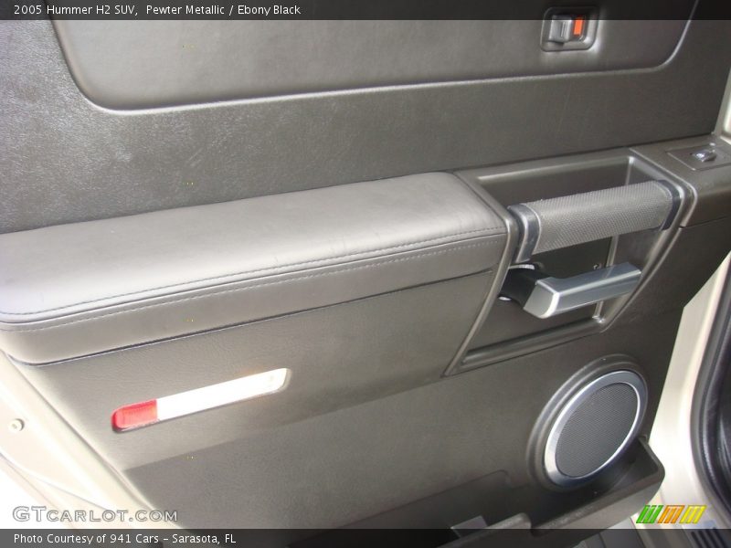 Pewter Metallic / Ebony Black 2005 Hummer H2 SUV