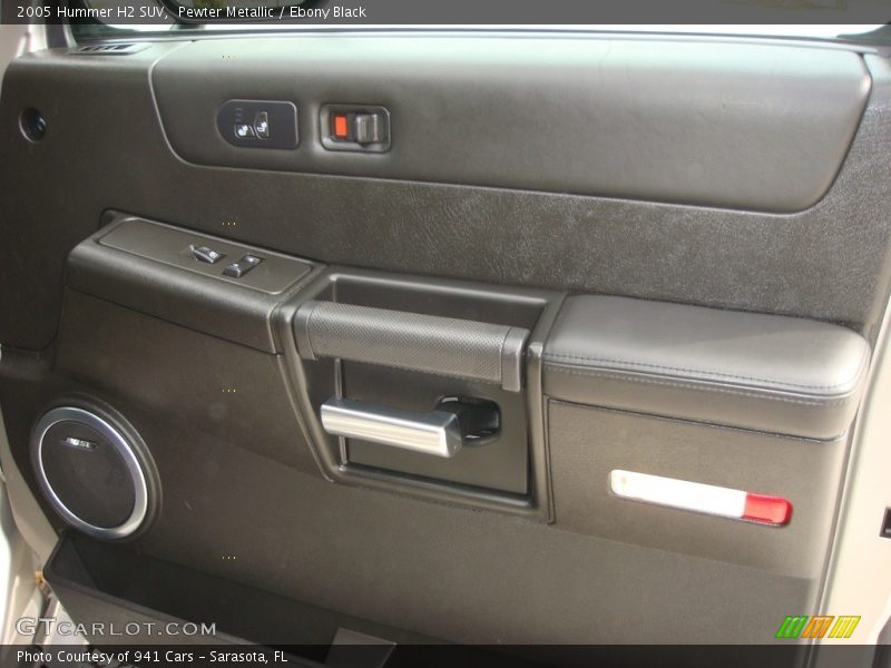 Pewter Metallic / Ebony Black 2005 Hummer H2 SUV