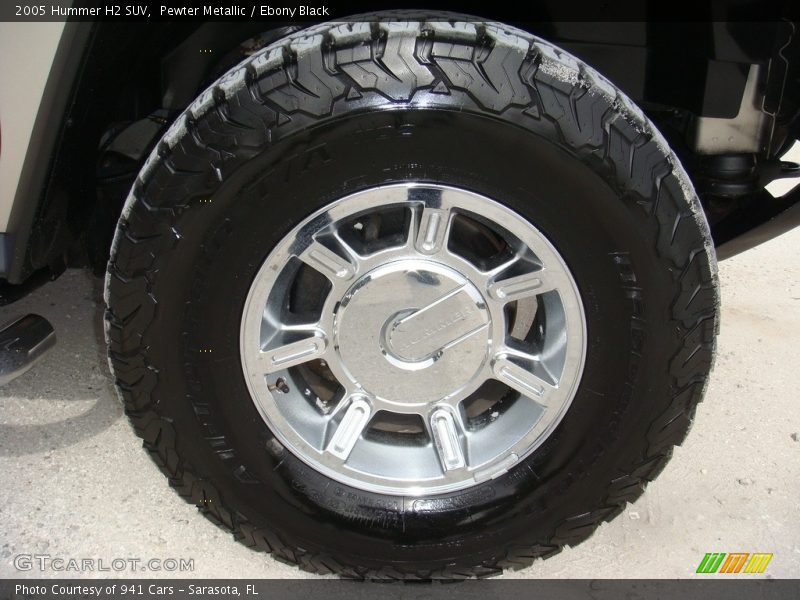 Pewter Metallic / Ebony Black 2005 Hummer H2 SUV