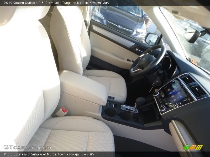 Tungsten Metallic / Warm Ivory 2019 Subaru Outback 2.5i Premium