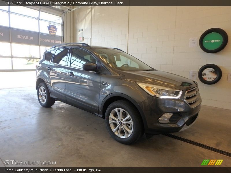 Magnetic / Chromite Gray/Charcoal Black 2019 Ford Escape SEL 4WD